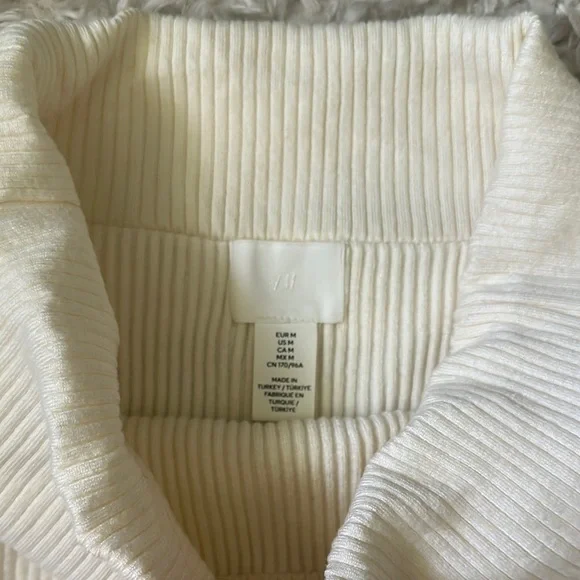 H&M Off-Shoulder Cream Ribbed Sweater - Picture 3 of 4